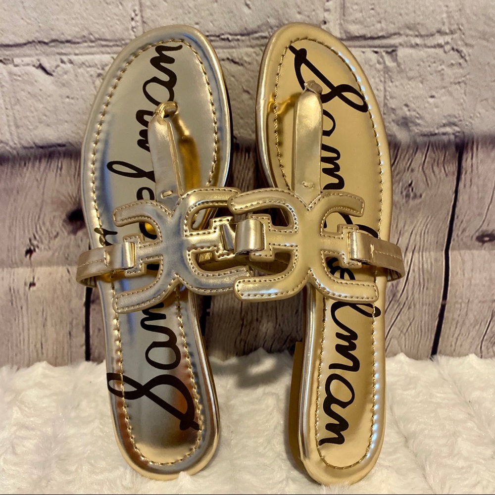 Women's Sam Edelman Gold Carter Thong  Size 5.5